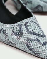 Lola Cruz Slingpumps